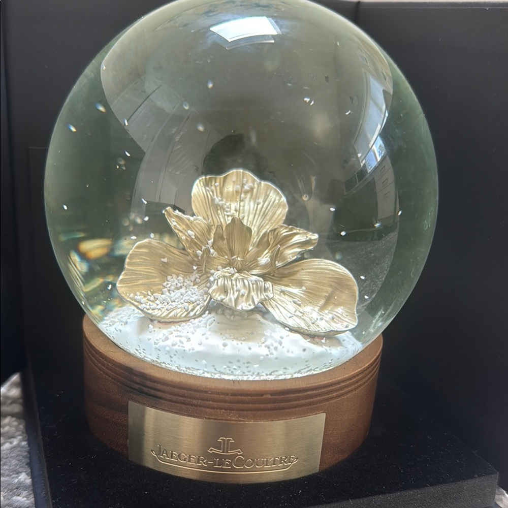 Gold and Brown Art Sculpture